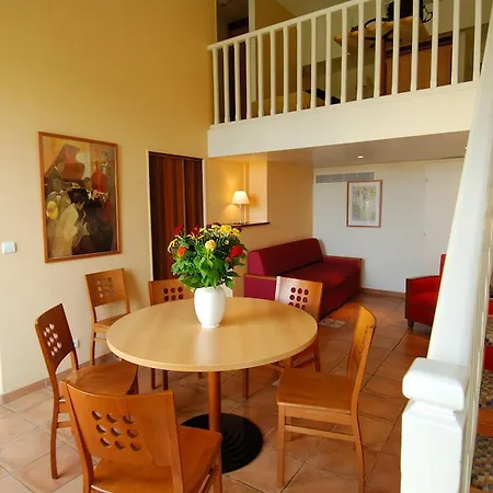 Residence Vacances Bleues Le Mediterranee Saint-Raphael (Var)