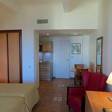 Appart hôtel Le Mediterranée 3*