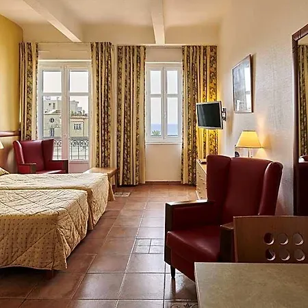 Appart hôtel Le Mediterranée Saint-Raphaël
