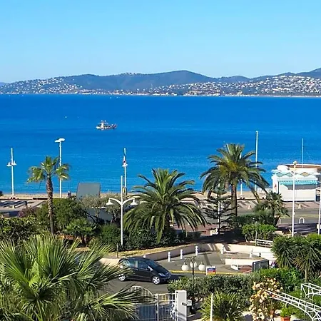 Le Mediterranée 3*