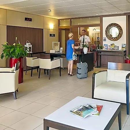 Le Mediterranée Appart hôtel 3*
