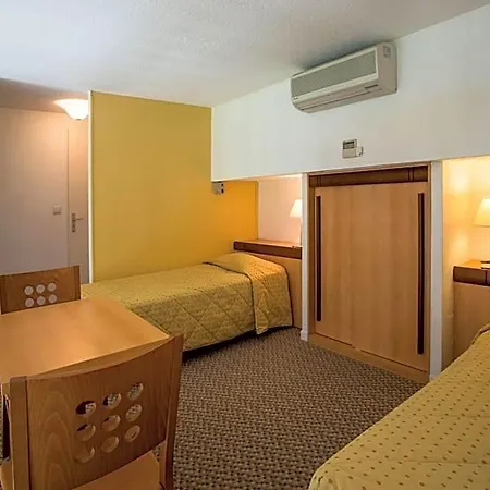 Residence Vacances Bleues Le Mediterranee 3* Saint-Raphael (Var)
