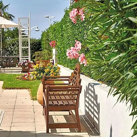 Appart hôtel Le Mediterranée 3*