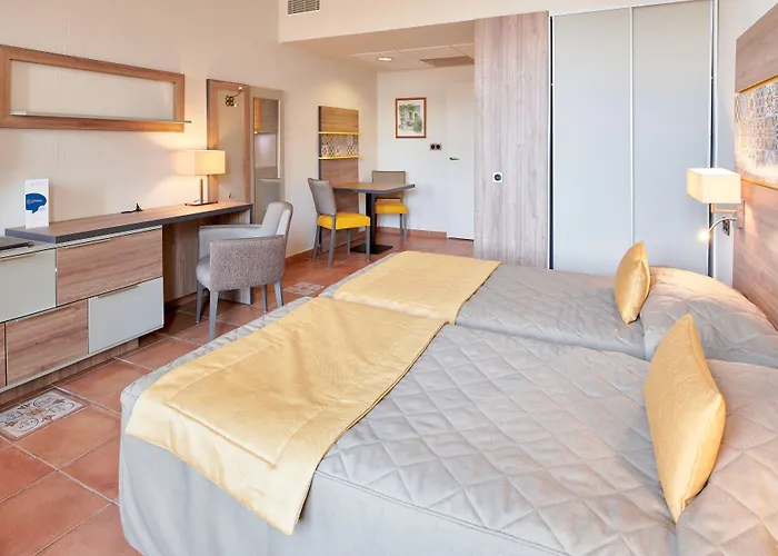 Bleues Le Mediterranee