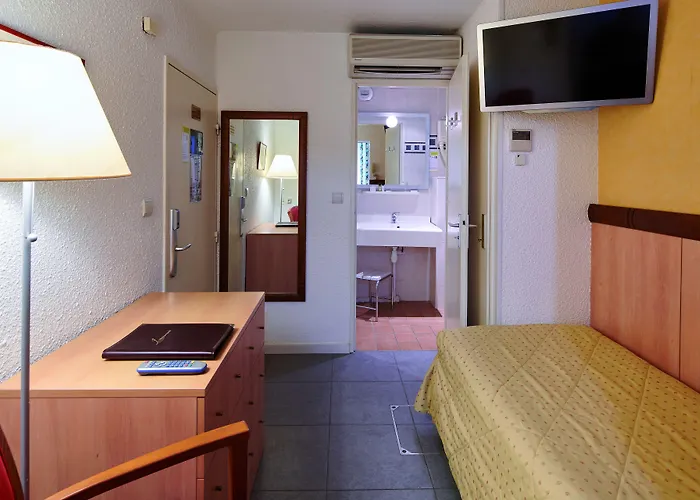 Bleues Le Mediterranee Aparthotel