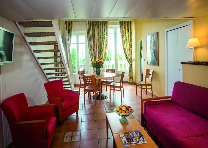 Bleues Le Mediterranee Saint-Raphaël