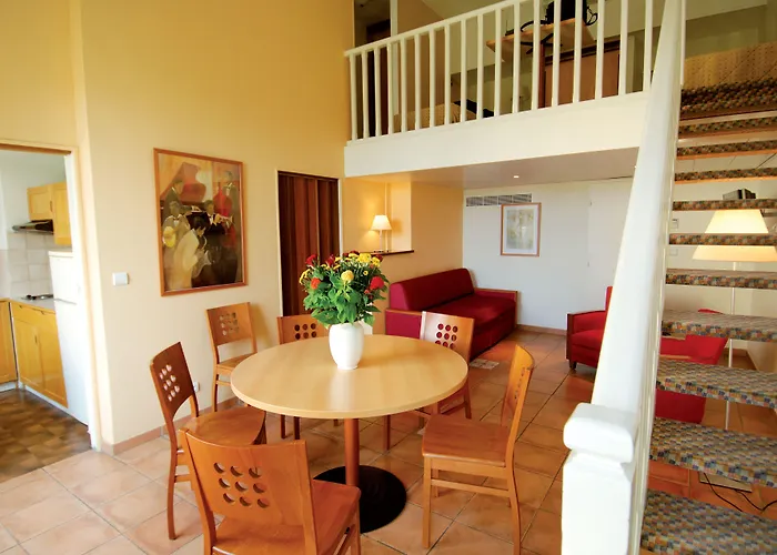 Aparthotel Bleues Le Mediterranee 3*