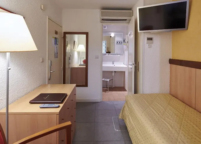 Bleues Le Mediterranee Aparthotel 3*