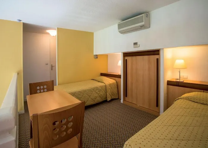 Bleues Le Mediterranee 3*